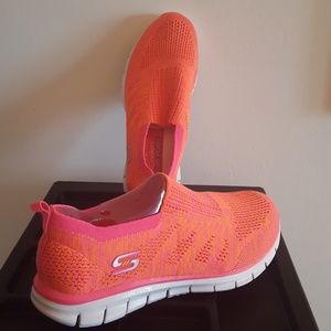 Skechers Dual-Lite Slip-On Sneakers